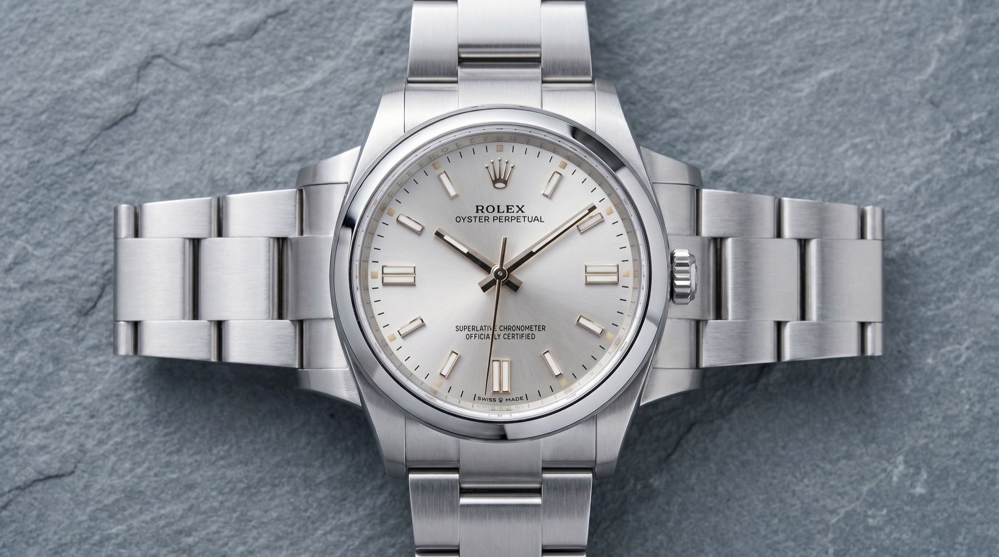 Rolex Oyster Perpetual 126000 hero image